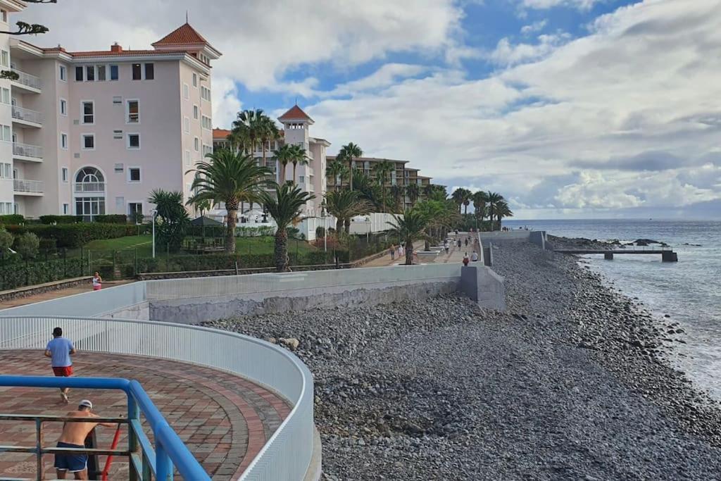 By The Sea - Apartamento Acolhedor E Relaxante. Caniço Exterior foto